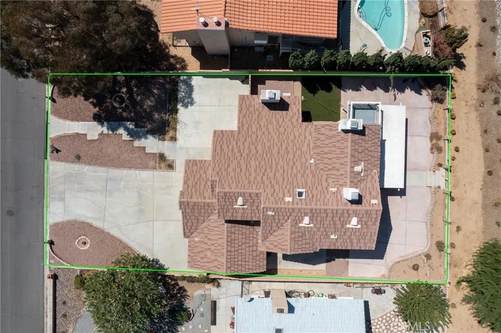 main property photo 46