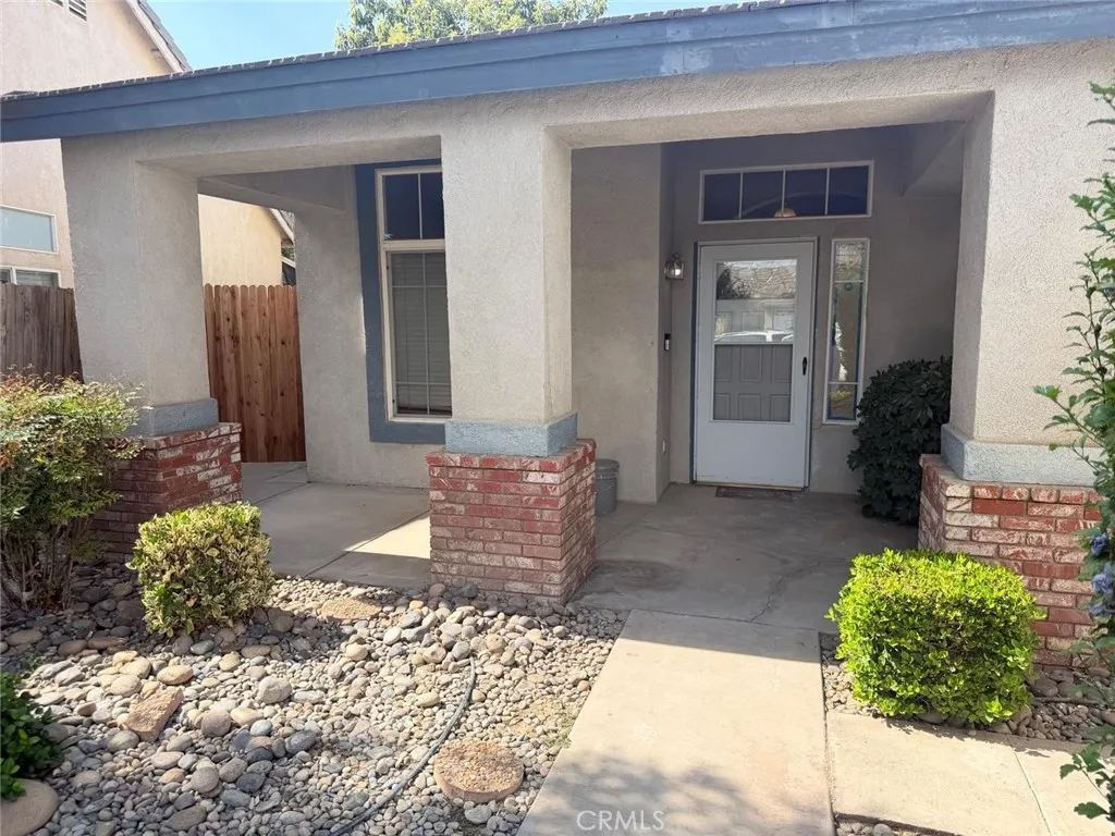 main property photo 6