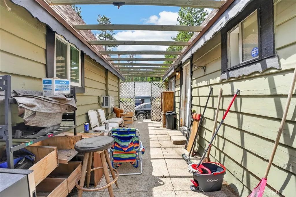 main property photo 50