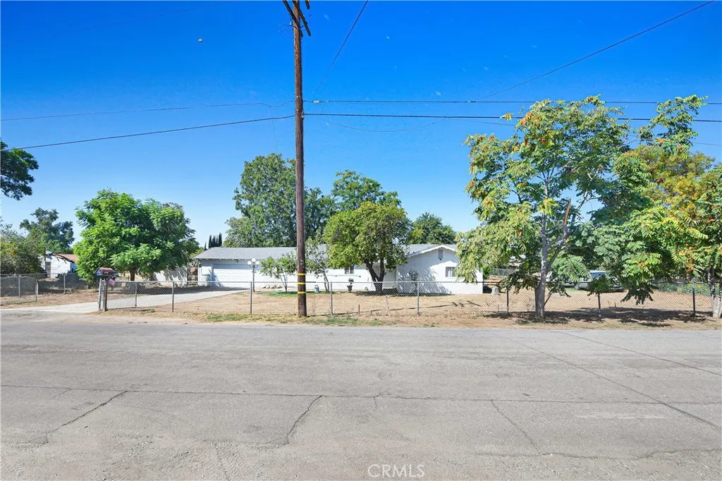 main property photo 0