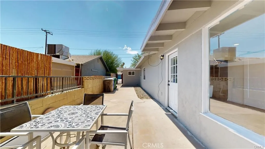 main property photo 28