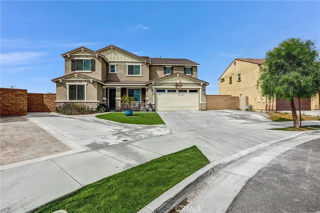 main property photo 51