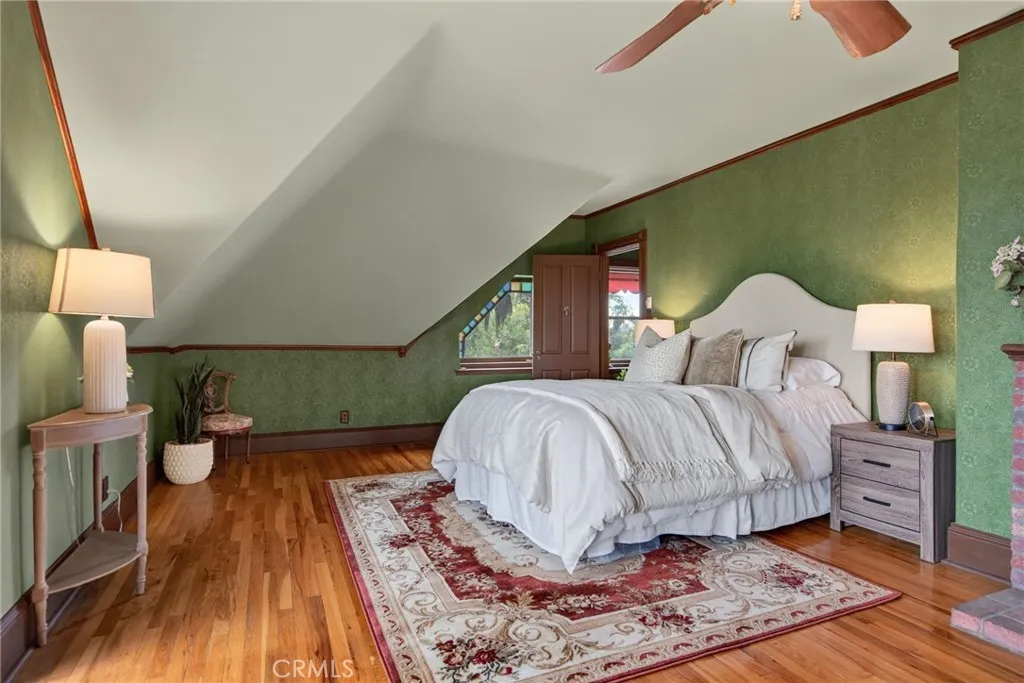 main property photo 45