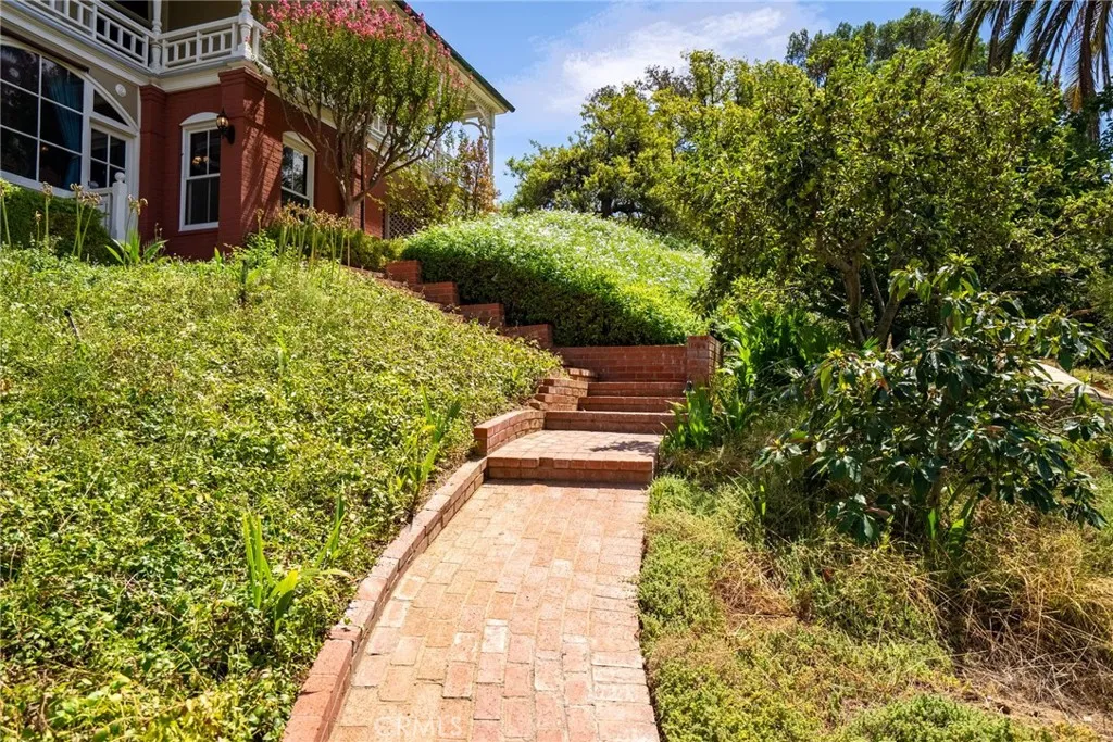 main property photo 65