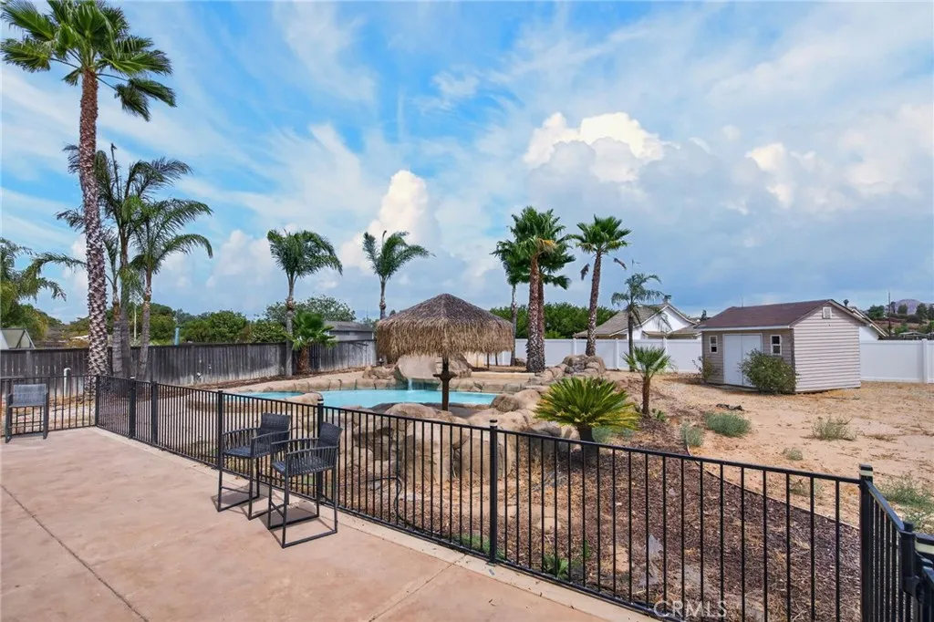 main property photo 51