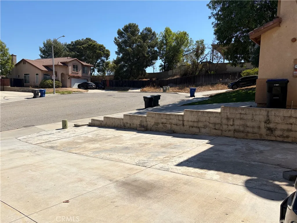 main property photo 4