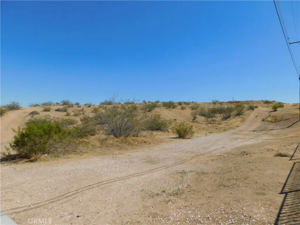 main property photo 11