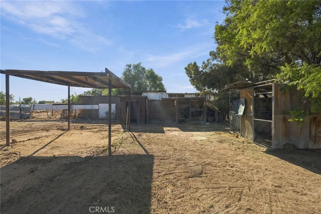 main property photo 29