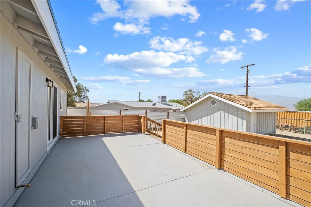 main property photo 28