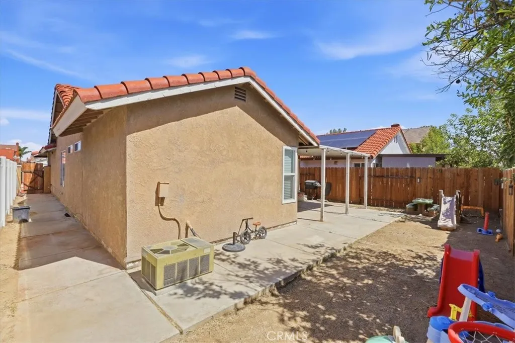 main property photo 24