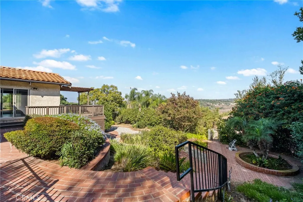 main property photo 66