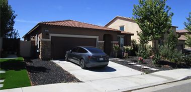 image of property with 4 Bed | 3 Bath | 1,898 Sqft