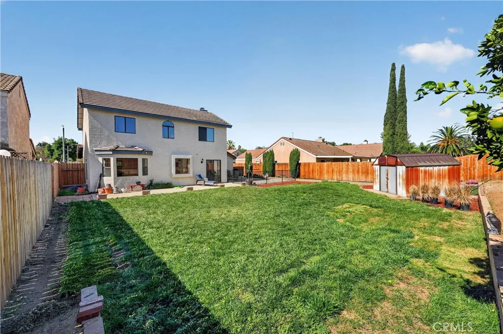 main property photo 41