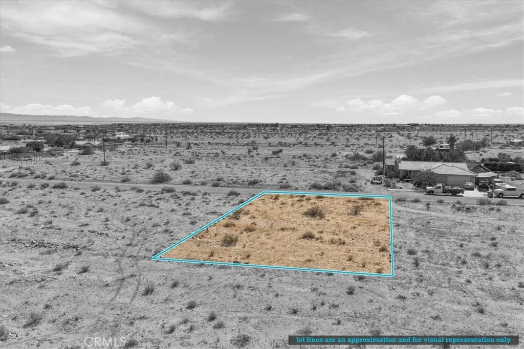main property photo 14