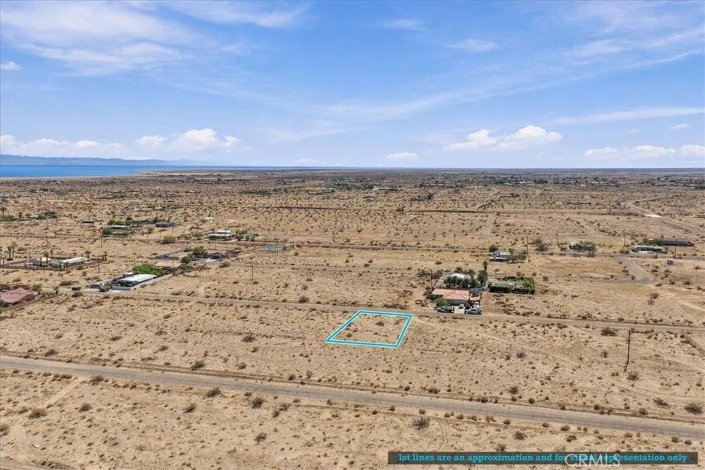 main property photo 17