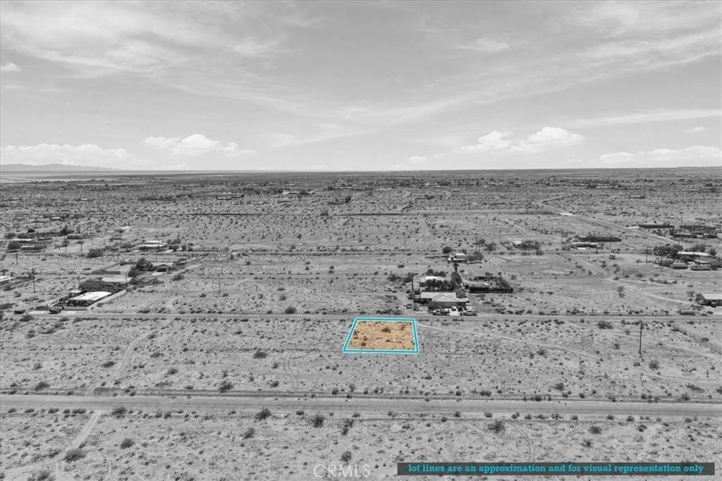 main property photo 18