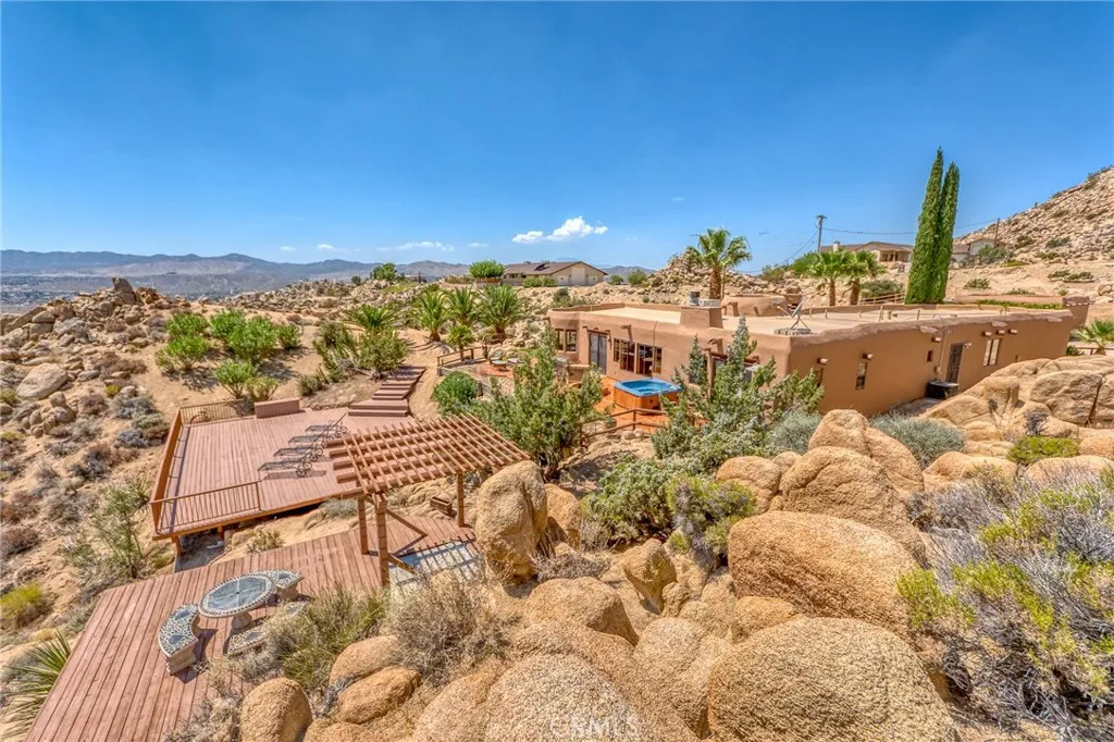 main property photo 33