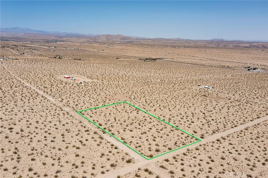 main property photo 6