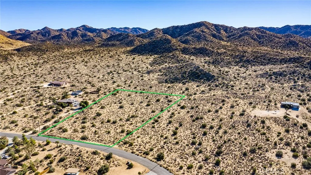 main property photo 4