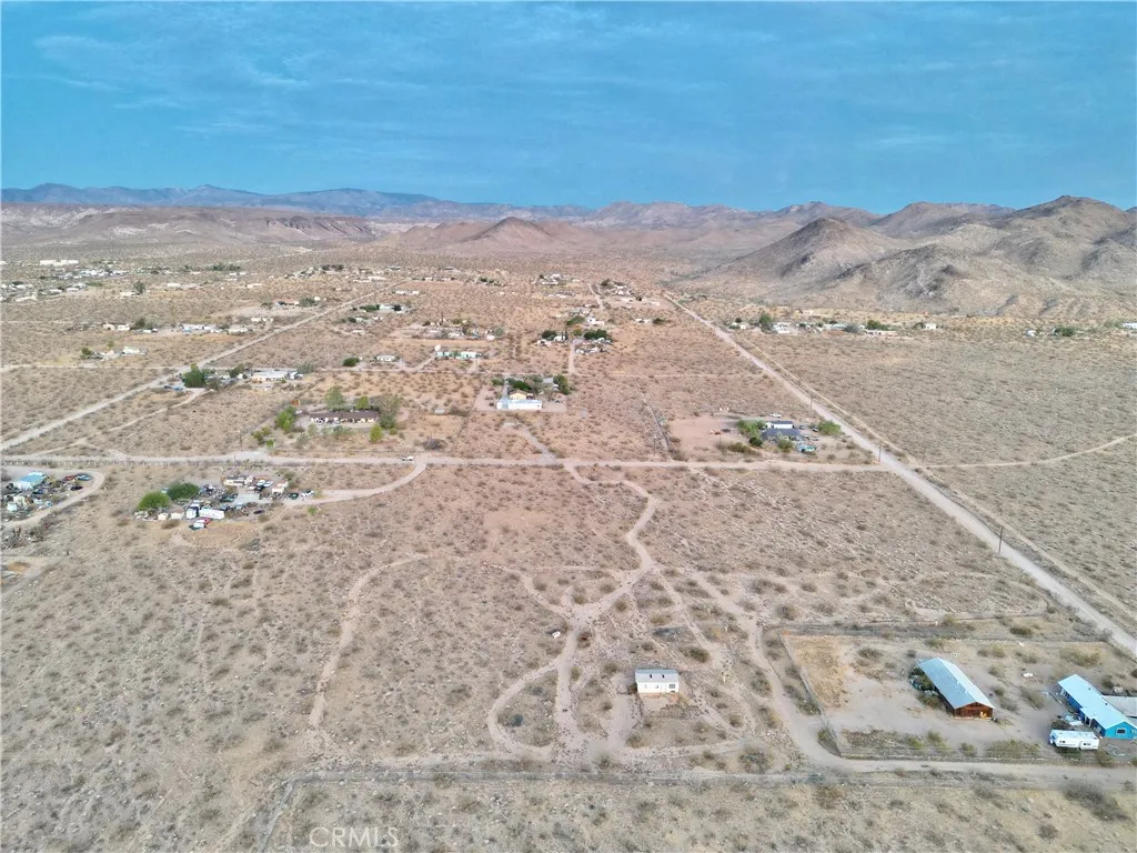 main property photo 13