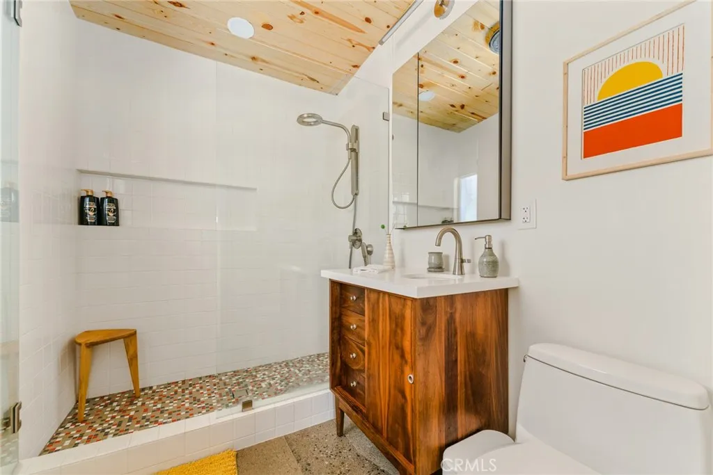 property viewer photo 23