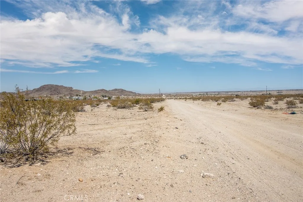 main property photo 7