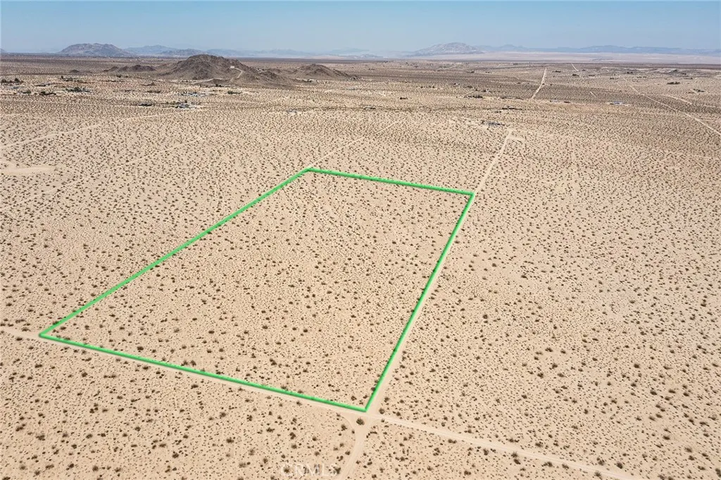 main property photo 8