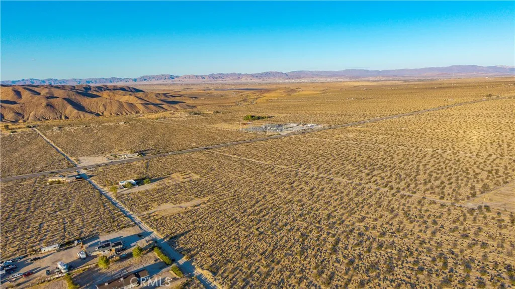 main property photo 4
