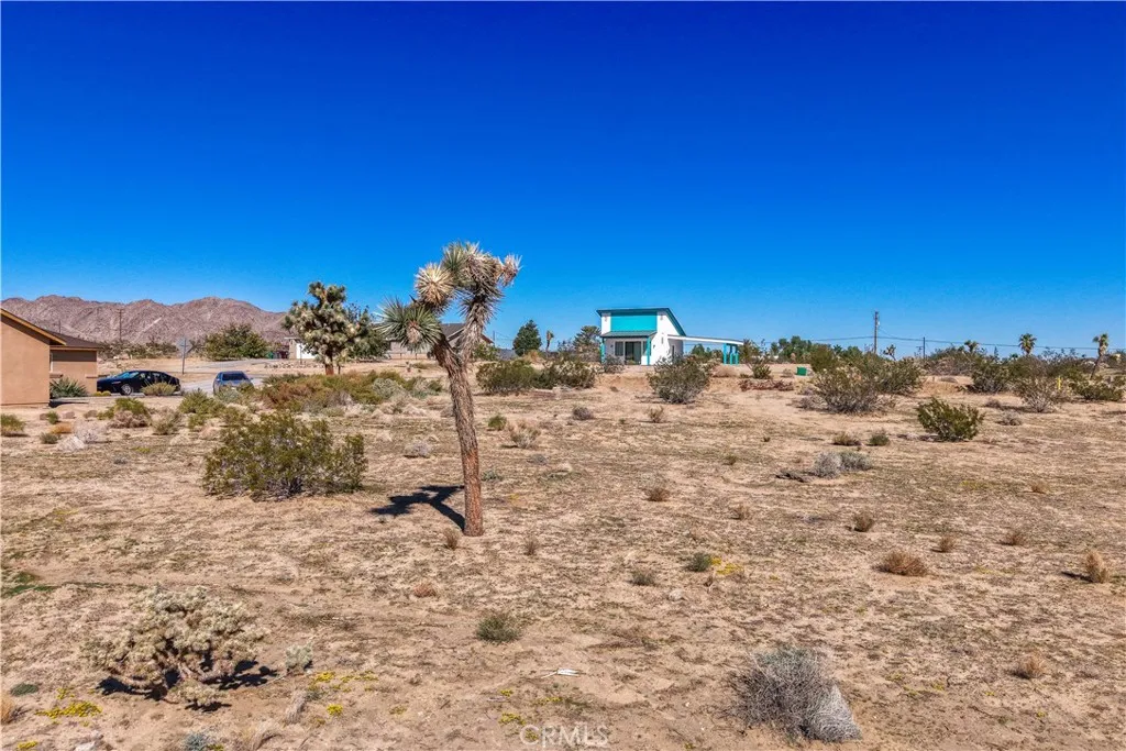 main property photo 10