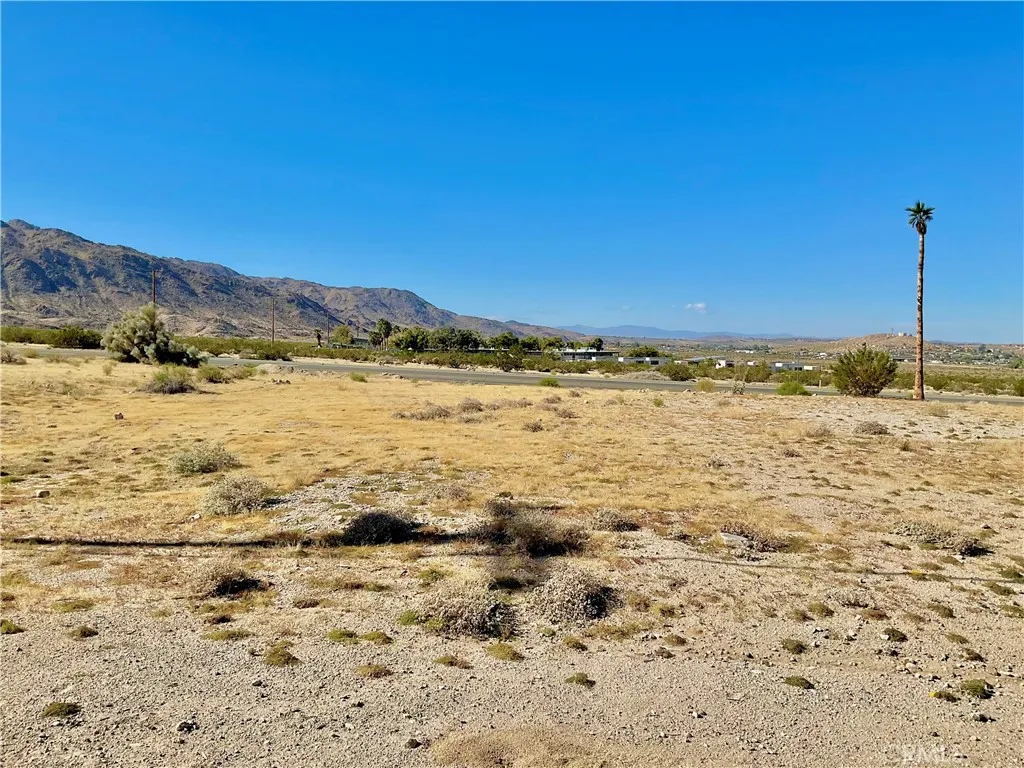 main property photo 6