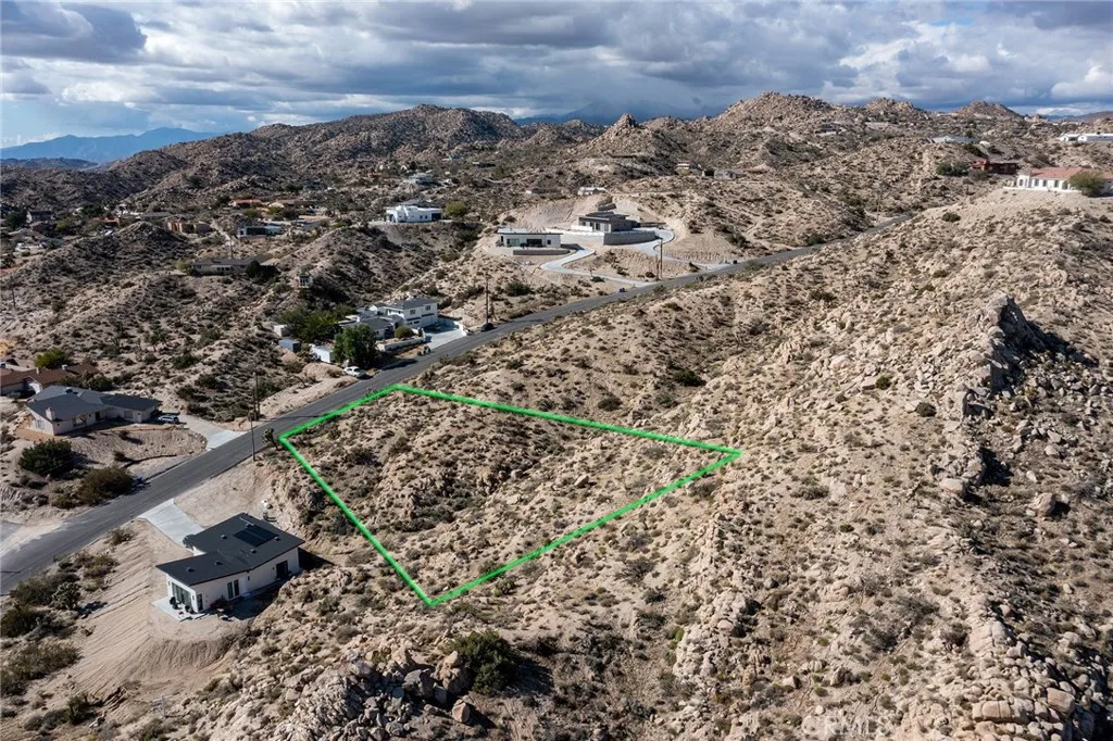 main property photo 2