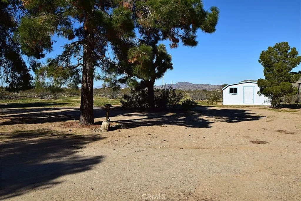 main property photo 28