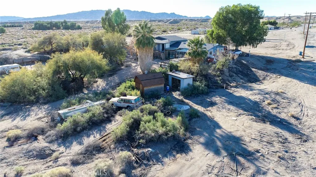 main property photo 36