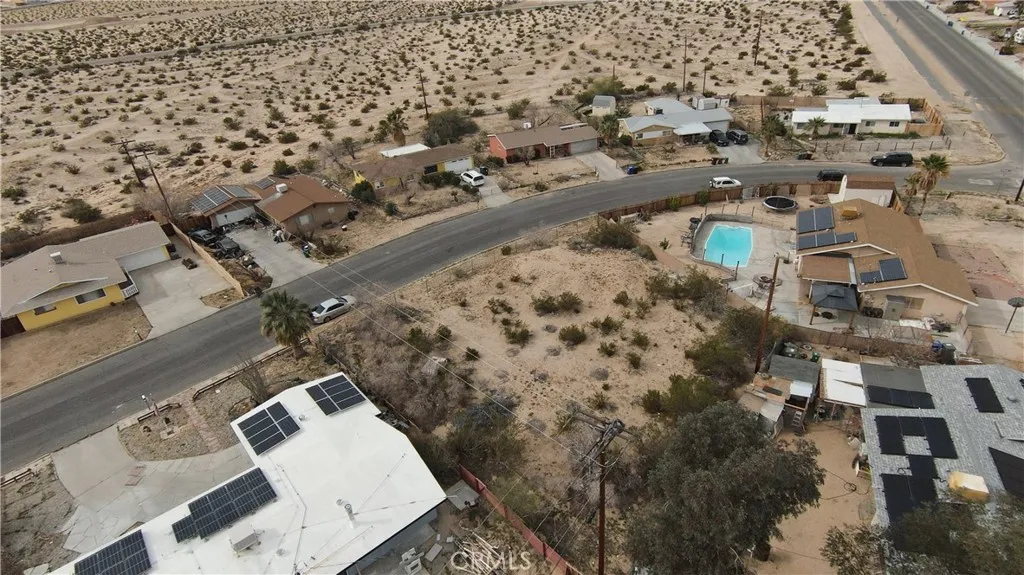 main property photo 10