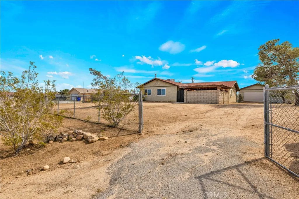 main property photo 1