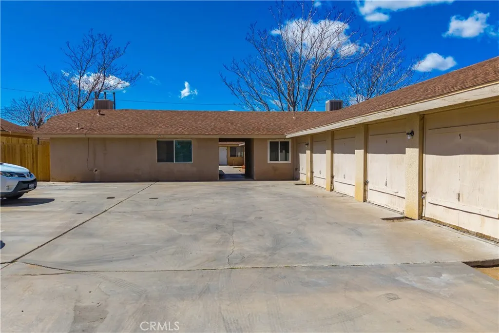 main property photo 10