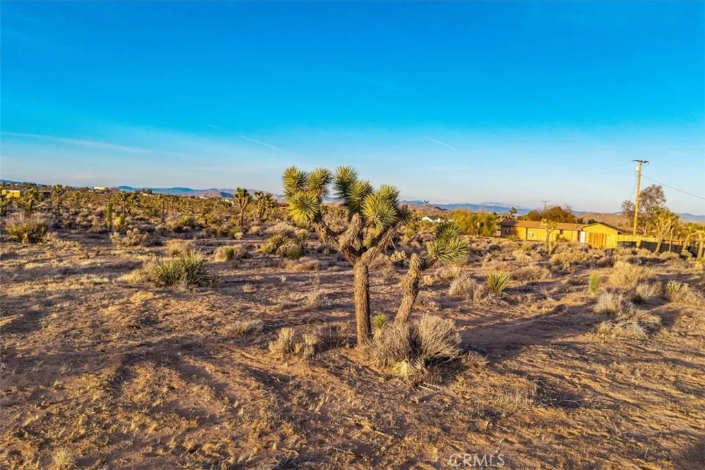 main property photo 12