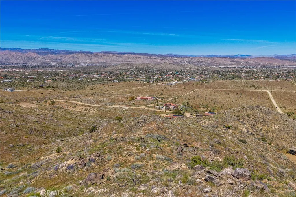 main property photo 12
