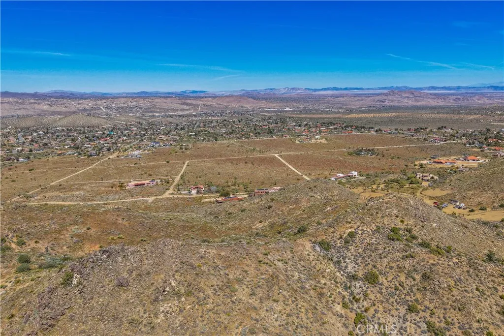 main property photo 16