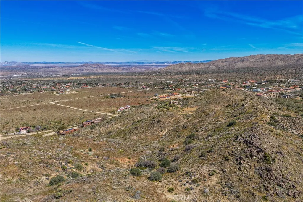 main property photo 17