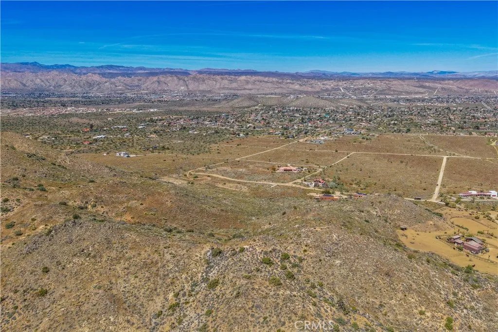 main property photo 25