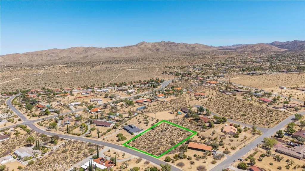 main property photo 26
