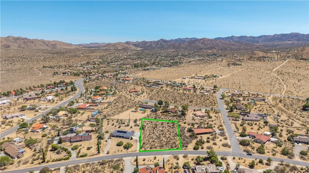 main property photo 27