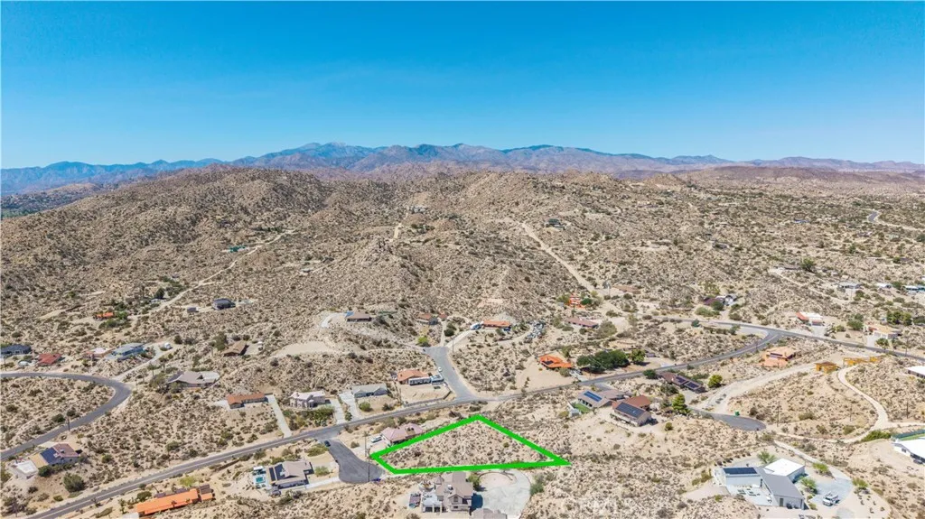 main property photo 6