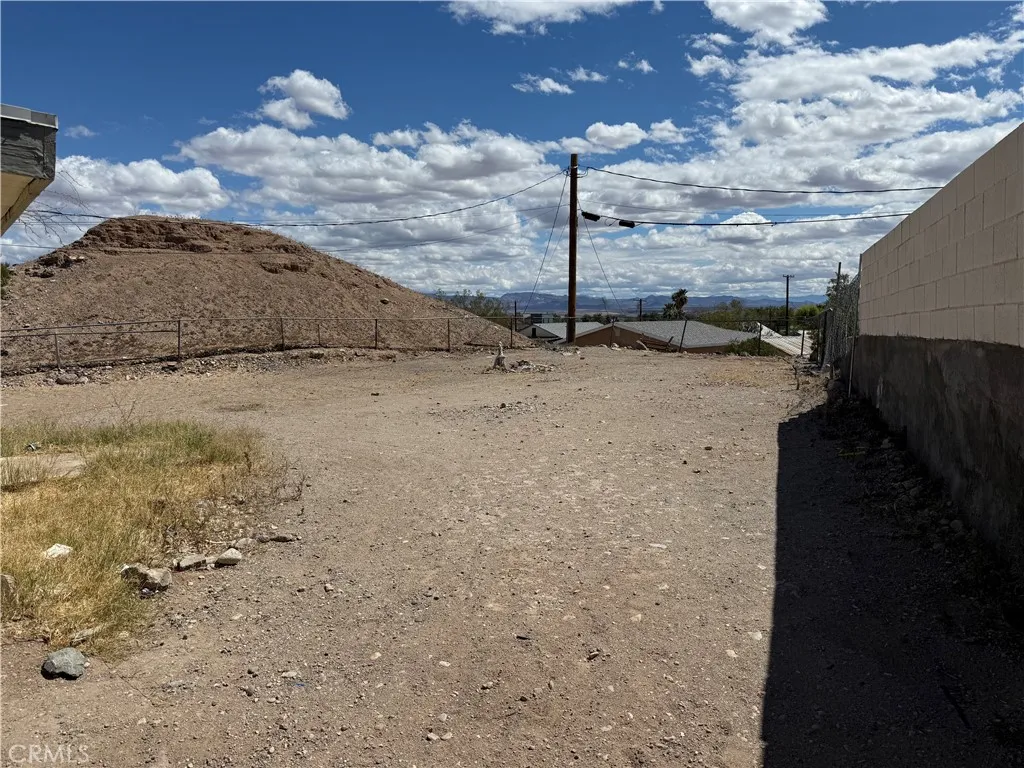 main property photo 4