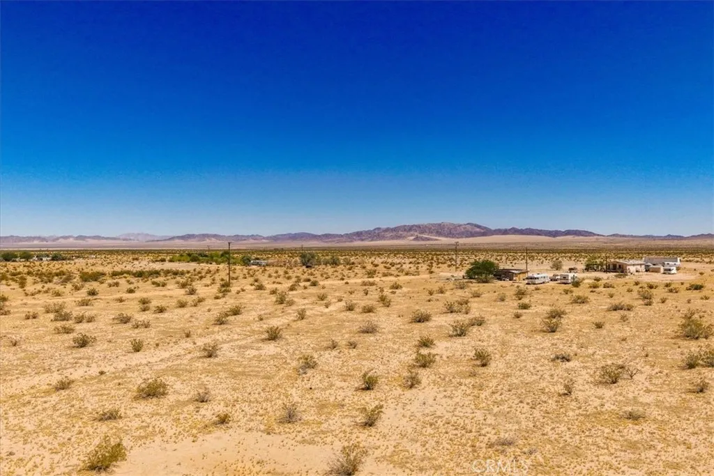 main property photo 50