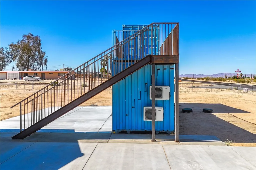 main property photo 38