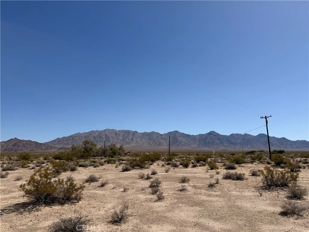main property photo 7