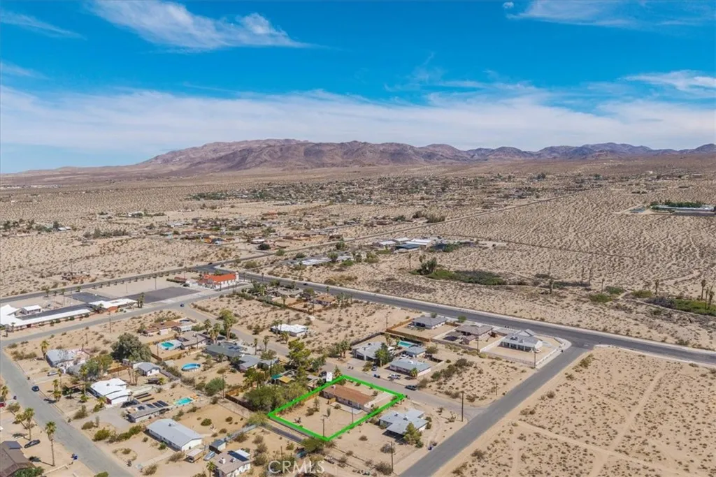 main property photo 30