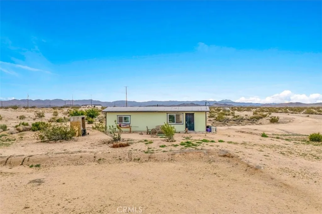 main property photo 30